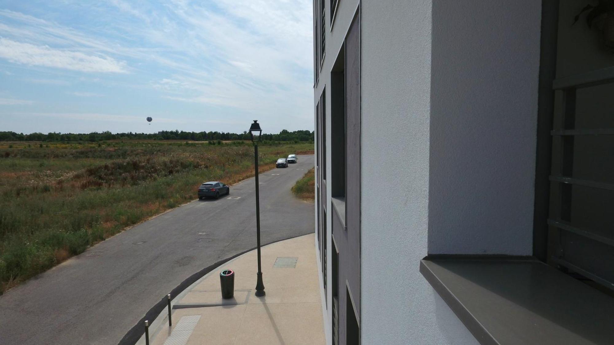 Duplex Disney Кувре Екстериор снимка